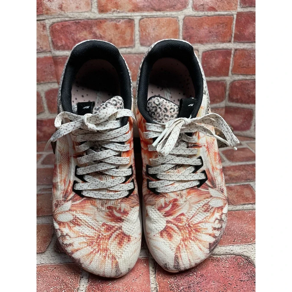 Altra Escalante 3 Womens 7.5 Floral Leopard Running Shoes AL0A82CV025 Orange